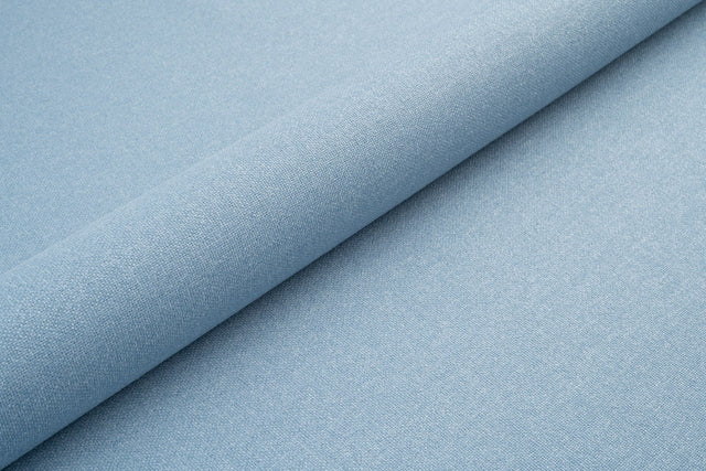 Babyblå Hygge møbelstof – vand- & pletafvisende, metervare til erhverv (billede 1 af 3)