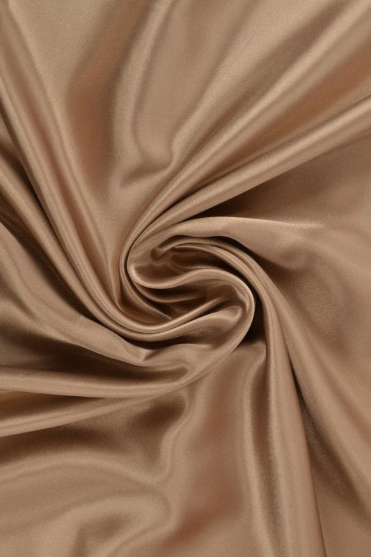Beige satin stof – let & glansfuldt, metervare til erhverv (billede 1 af 8)