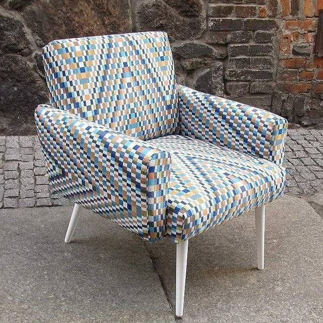 KONFETTI-TERN PÅ CREMEHVID BARCELONA JACQUARD DEKORATIONSSTOF – KONFETTI-TERN