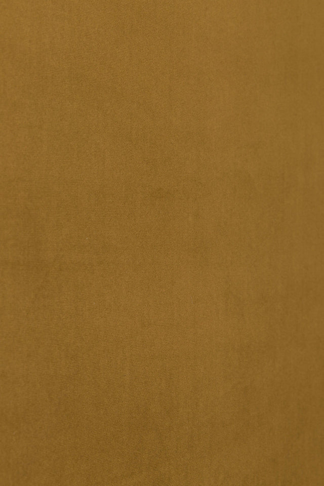 Gylden okkerbrun Casablanca møbelvelour – mikrosuede & slidstærk, metervare til erhverv (billede 2 af 5)