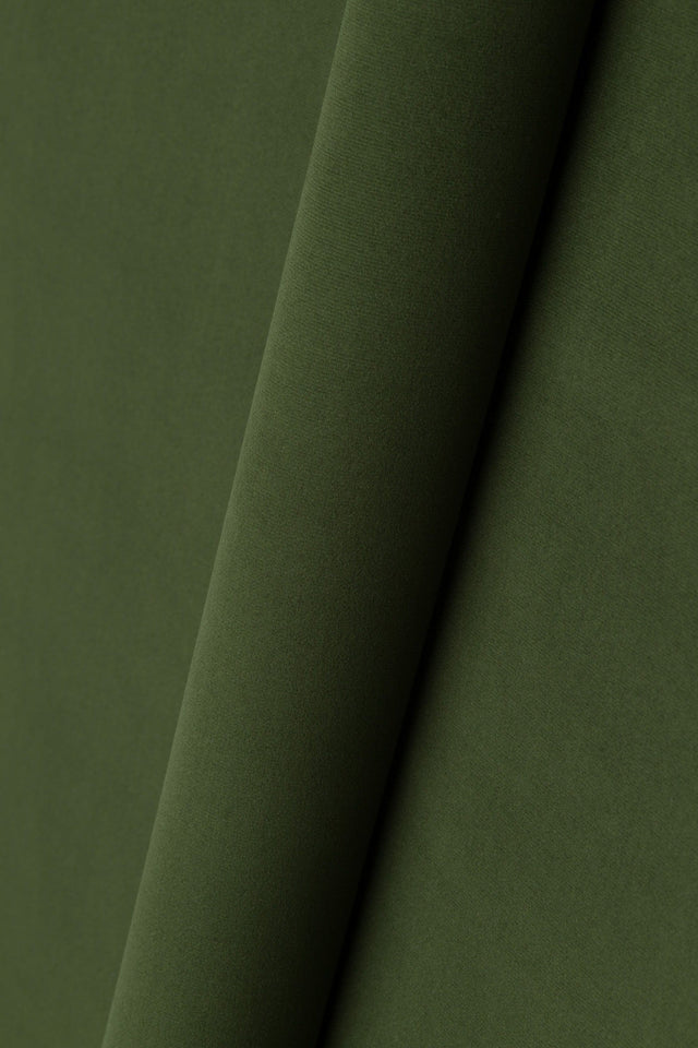 Dyb olivengrøn Casablanca møbelvelour – mikrosuede & slidstærk, metervare til erhverv (billede 1 af 5)