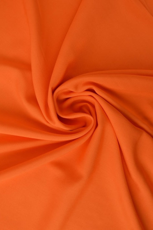 Orange viskose stof – let fald & elegant mat glans, metervare til erhverv (billede 1 af 4)
