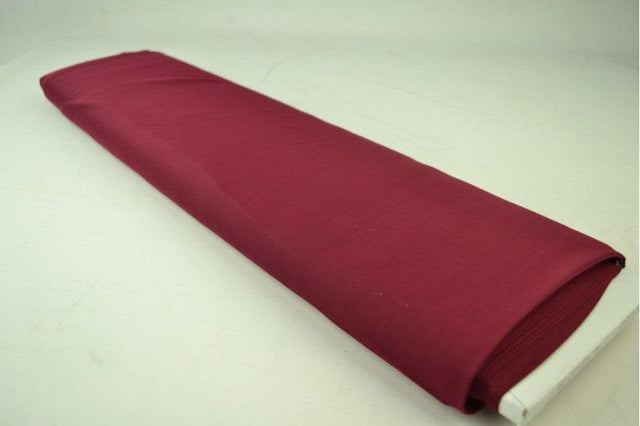 Bordeaux lycra mesh – elastisk netstof, semi transparent, metervare til erhverv (billede 2 af 4)