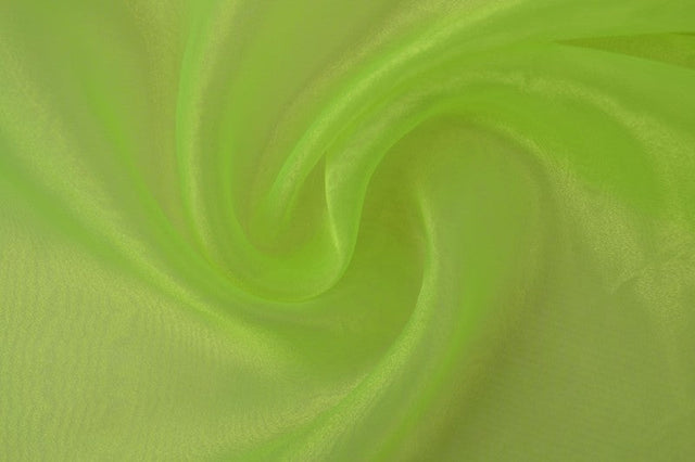 Limegrøn organza – transparent & skinnende, metervare til erhverv (billede 3 af 7)