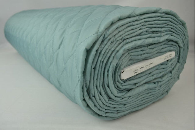 VINTAGE GRØN QUILT STOF MED VATTERET BAGSIDE