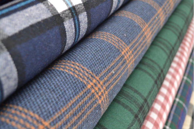 Beige skotskternet flannel m. sorte og blå linjer, metervare til erhverv (billede 12 af 14)