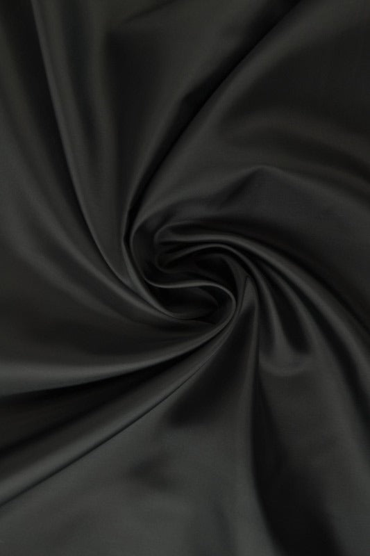 Sort polyester foer – glat, let & let glans, metervare til erhverv (billede 1 af 5)