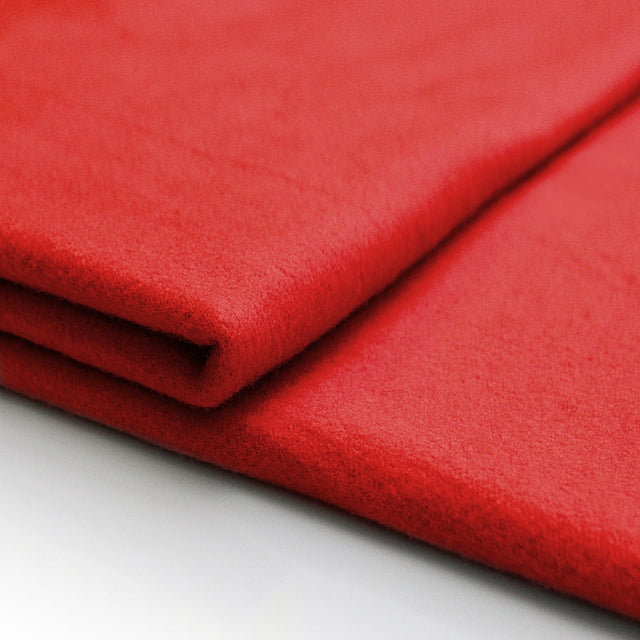 RØD BRANDHÆMMENDE SCENE MOLTON – 300 CM, 300 g/m² & MAT, LYS-/LYDABSORBERENDE