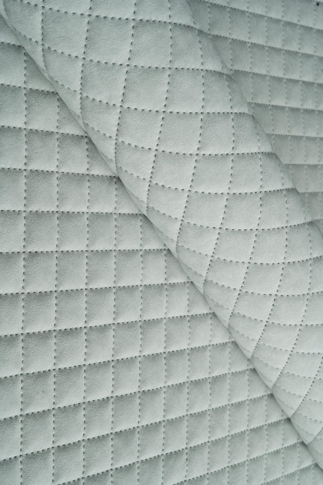 Sart isgrå Uttario velvet 3D – quiltet velour med rudemønster, metervare til erhverv (billede 1 af 3)