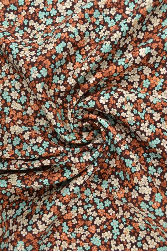 Viskose stof med småt blomsterprint – mørkebrun & turkis, metervare til erhverv (billede 1 af 9)