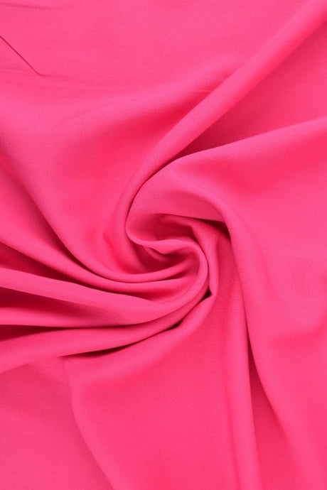 Pink viskose stof – let fald & elegant mat glans, metervare til erhverv (billede 1 af 4)