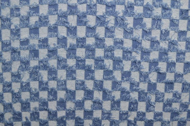 Lys blå denim stof med ternede frynser – metervare til bukser & jakker, metervare til erhverv (billede 3 af 8)