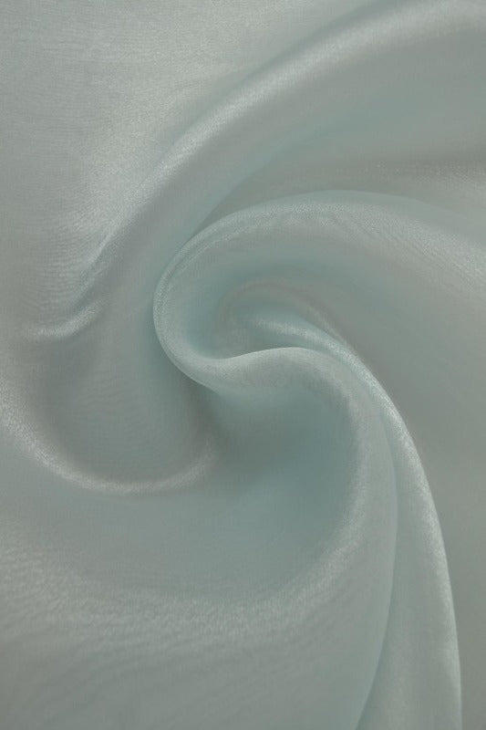Lyseblå organza – transparent & skinnende, metervare til erhverv (billede 1 af 7)