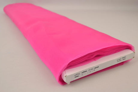 Fuchsia organza – transparent & skinnende, metervare til erhverv (billede 2 af 7)