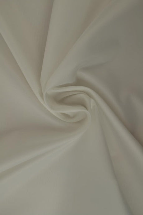 Råhvid polyester foer – glat, let & let glans, metervare til erhverv (billede 1 af 5)