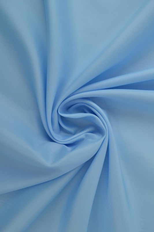 Baby blå polyester foer – glat, let & let glans, metervare til erhverv (billede 1 af 5)