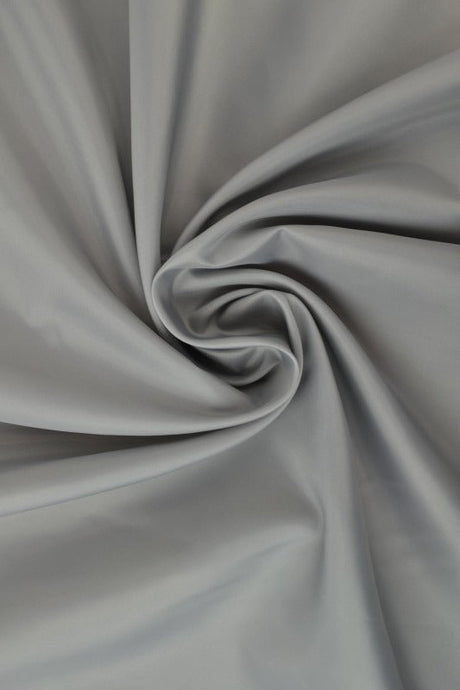 Sølvgrå polyester foer – glat, let & let glans, metervare til erhverv (billede 1 af 5)