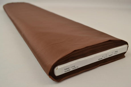 Brun polyester foer – glat, let & let glans, metervare til erhverv (billede 2 af 5)