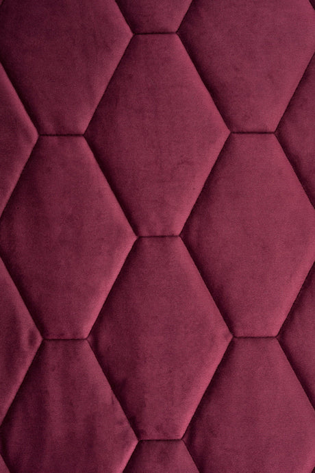 Dyb bordeauxrød magic velvet 3D – quiltet velour med sekskantmønster, metervare til erhverv (billede 2 af 8)
