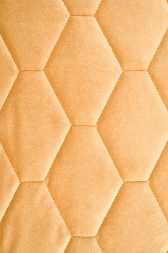 Varm honninggul magic velvet 3D – quiltet velour med sekskantmønster, metervare til erhverv (billede 2 af 8)