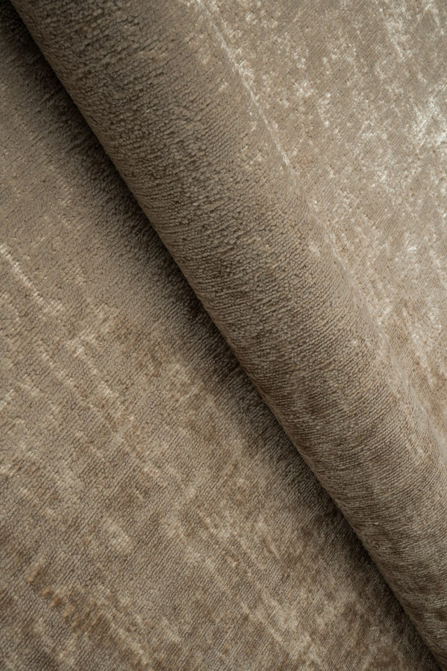 Varm taupe Miu chenille møbelstof – slidstærk & petproof, metervare til erhverv (billede 1 af 7)