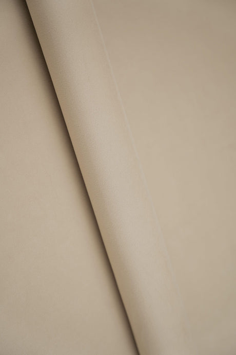 Varm sandbeige smart velvet møbelvelour – slidstærk & petproof, metervare til erhverv (billede 1 af 4)