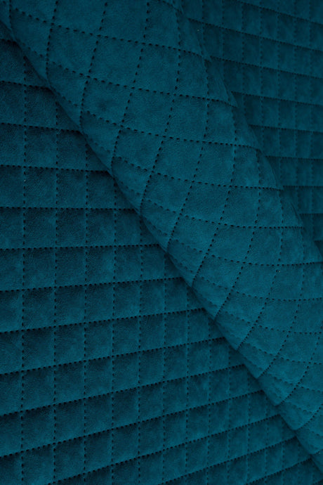 Mørk fjordblå Uttario velvet 3D – quiltet velour med rudemønster, metervare til erhverv (billede 1 af 3)