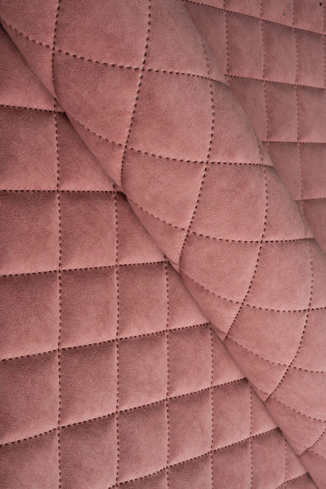 Blød koralrosa Uttario velvet 3D – quiltet velour med viftemønster, metervare til erhverv (billede 1 af 3)