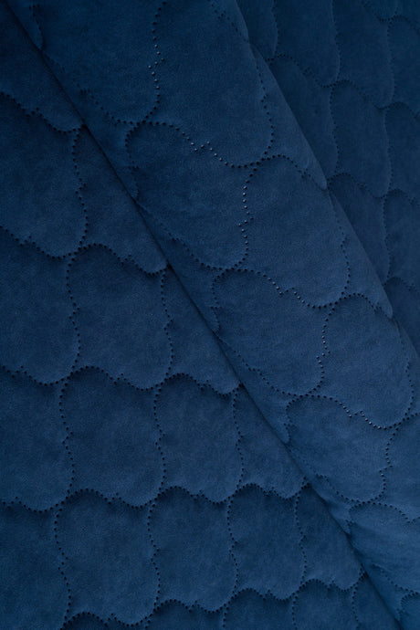 Mørk safirblå Uttario velvet 3D – quiltet velour med boblemønster, metervare til erhverv (billede 1 af 3)