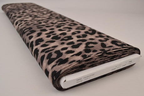 Viskose stof med leopardprint – beige & cognac, metervare til erhverv (billede 2 af 9)